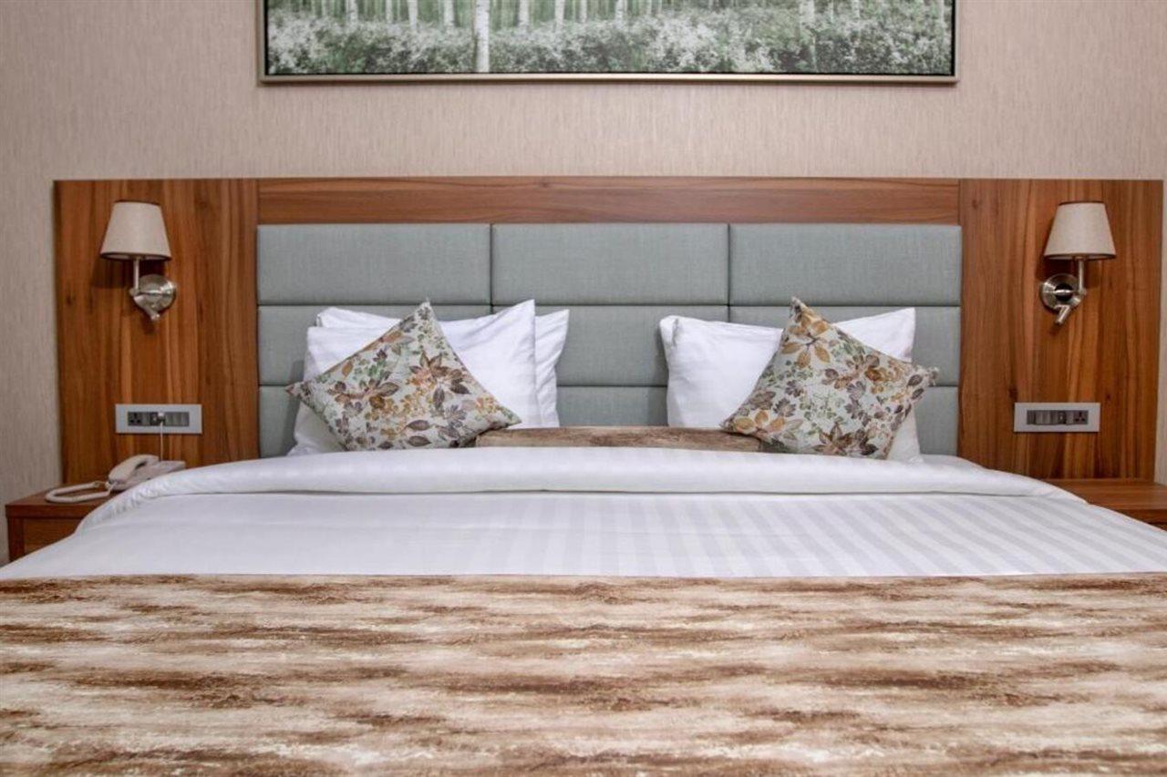 ยาค็อป การ์เดน โฮเต็ล Hotel ดูไบ ภายนอก รูปภาพ