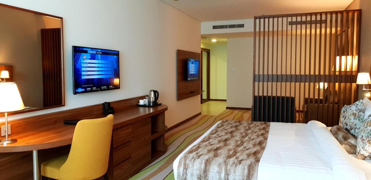 ยาค็อป การ์เดน โฮเต็ล Hotel ดูไบ ภายนอก รูปภาพ