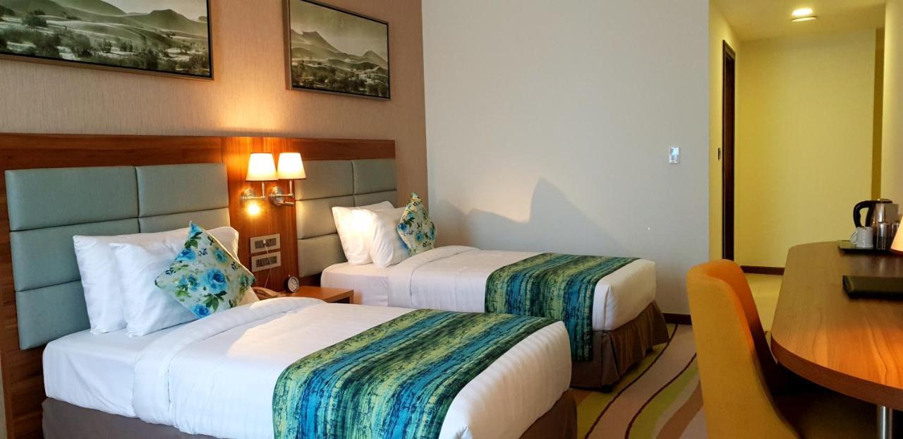 ยาค็อป การ์เดน โฮเต็ล Hotel ดูไบ ภายนอก รูปภาพ